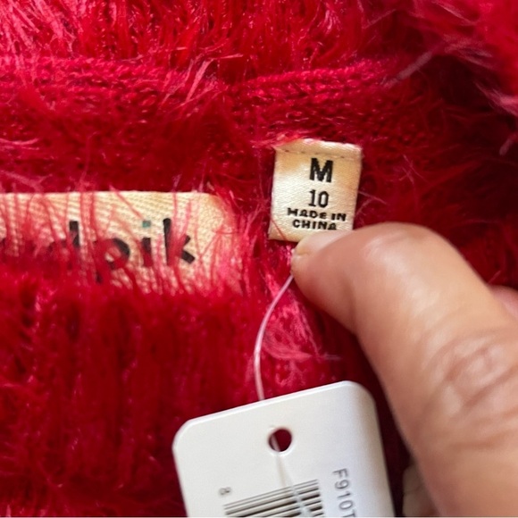 KIDPIK FUZZY Little Girl Short Sleeve Sweater Top  EYELASH Size M (10) - Picture 4 of 5